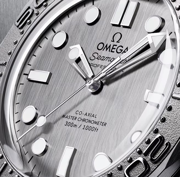 OMG Seamaster Diver 300m, 42mm with Stainless Steel Bracelet
